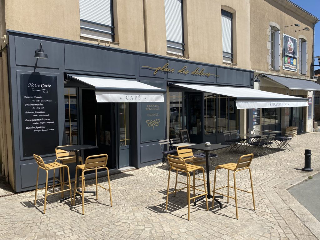 Terrasse Place des délices